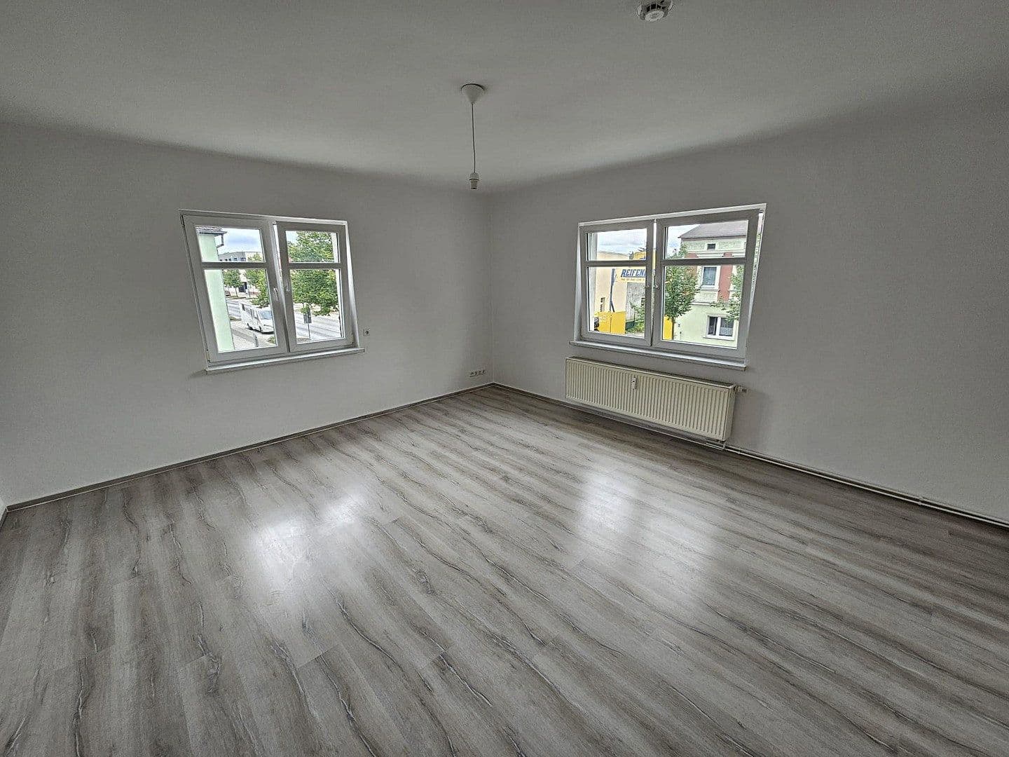 Prenájom bytu 4-izbový 106 m², Eberswalder Straße 133, Eberswalde, Brandenbursko Prenájom bytu 4-izbový 106 m², Eberswalder Straße 133, Eberswalde, Brandenbursko