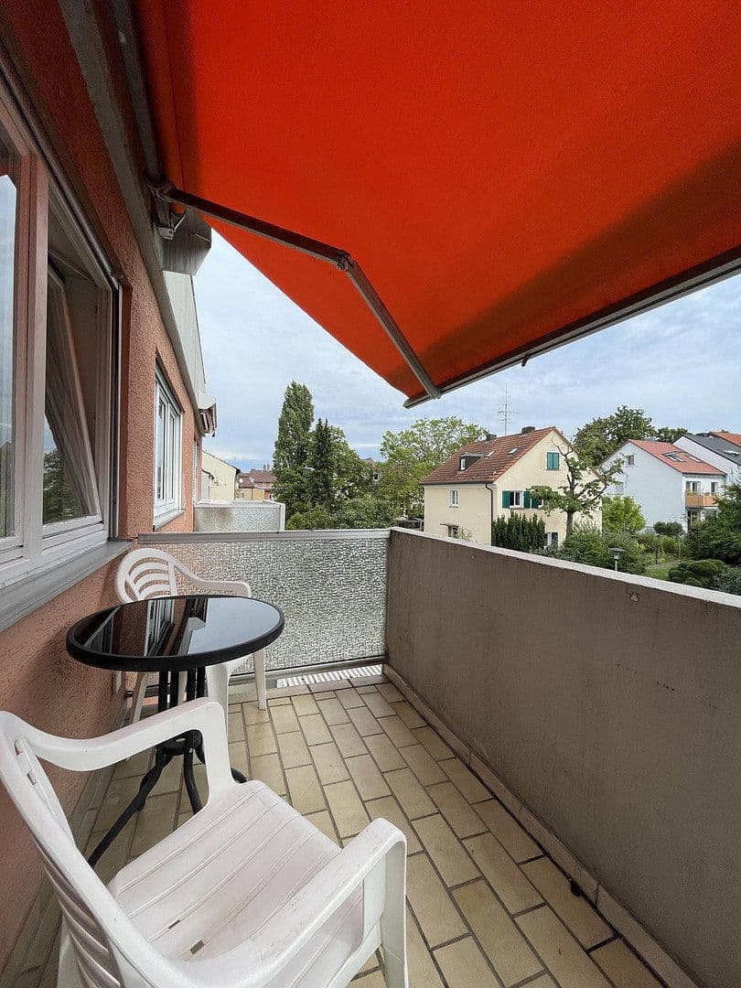 Prenájom bytu 1-izbový 35 m², Haußmannstr. 146B, Stuttgart, Bádensko-Wurttembersko Prenájom bytu 1-izbový 35 m², Haußmannstr. 146B, Stuttgart, Bádensko-Wurttembersko