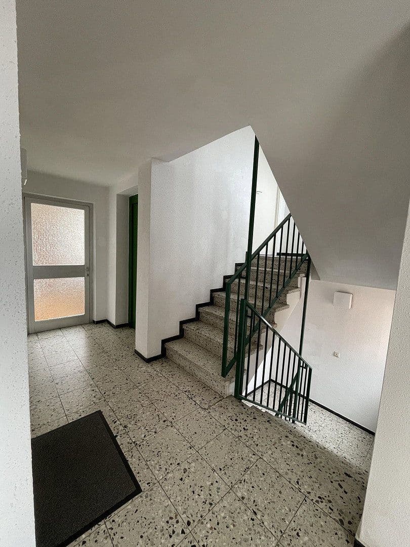 Prenájom bytu 1-izbový 35 m², Haußmannstr. 146B, Stuttgart, Bádensko-Wurttembersko Prenájom bytu 1-izbový 35 m², Haußmannstr. 146B, Stuttgart, Bádensko-Wurttembersko