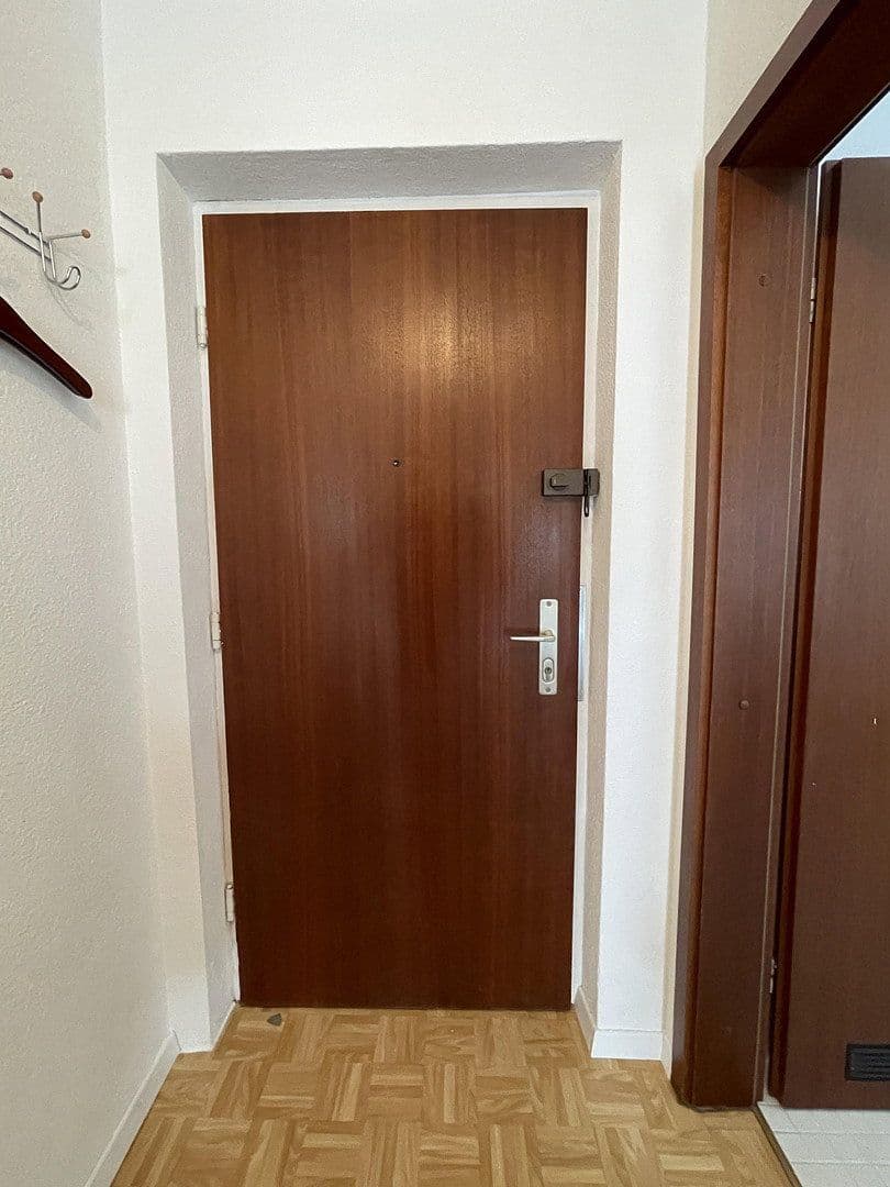 Prenájom bytu 1-izbový 35 m², Haußmannstr. 146B, Stuttgart, Bádensko-Wurttembersko Prenájom bytu 1-izbový 35 m², Haußmannstr. 146B, Stuttgart, Bádensko-Wurttembersko
