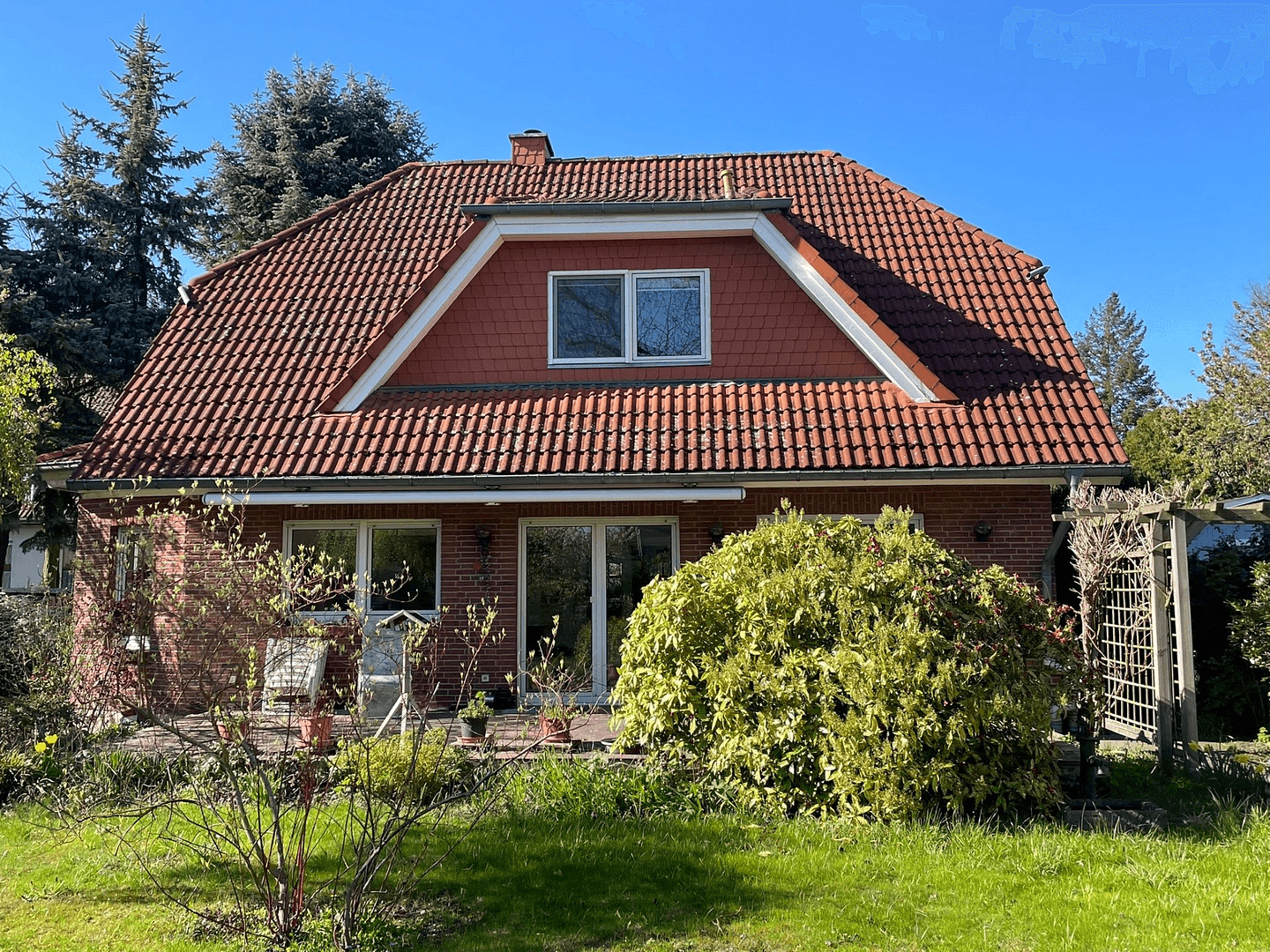 Predaj domu 127 m², pozemek 681 m², Kirchstraße 46, Berlin, Berlín Predaj domu 127 m², pozemek 681 m², Kirchstraße 46, Berlin, Berlín