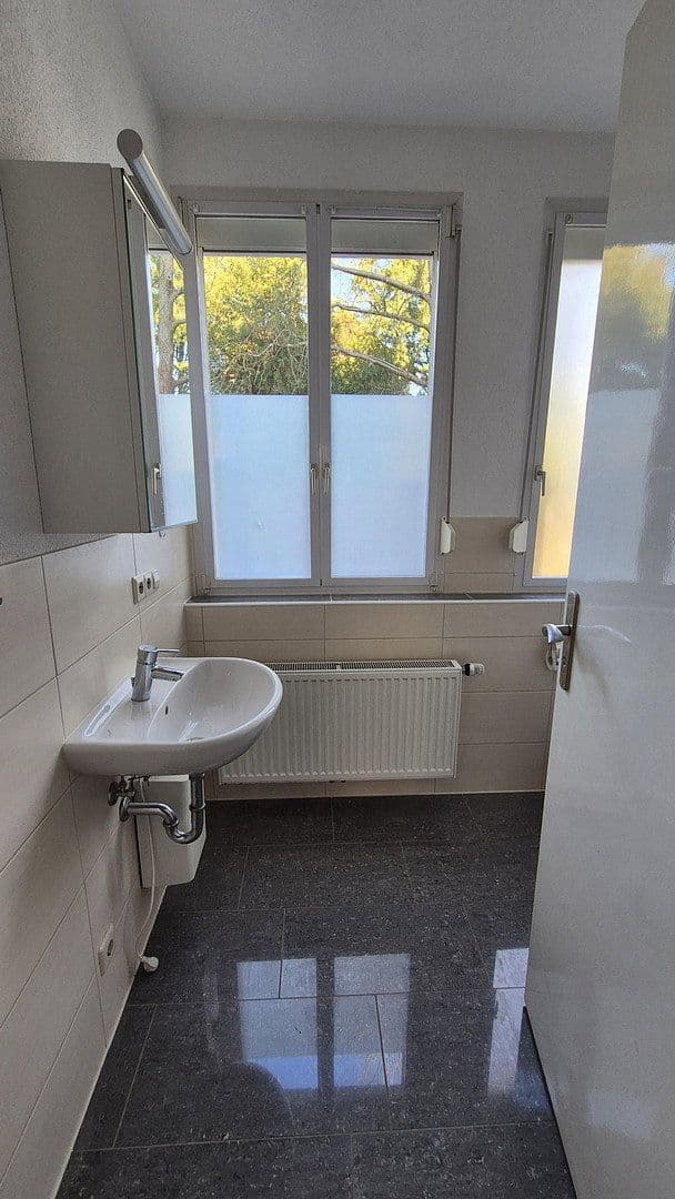 Prenájom bytu 3-izbový 113 m², Bad Säckingen, Bádensko-Wurttembersko Prenájom bytu 3-izbový 113 m², Bad Säckingen, Bádensko-Wurttembersko