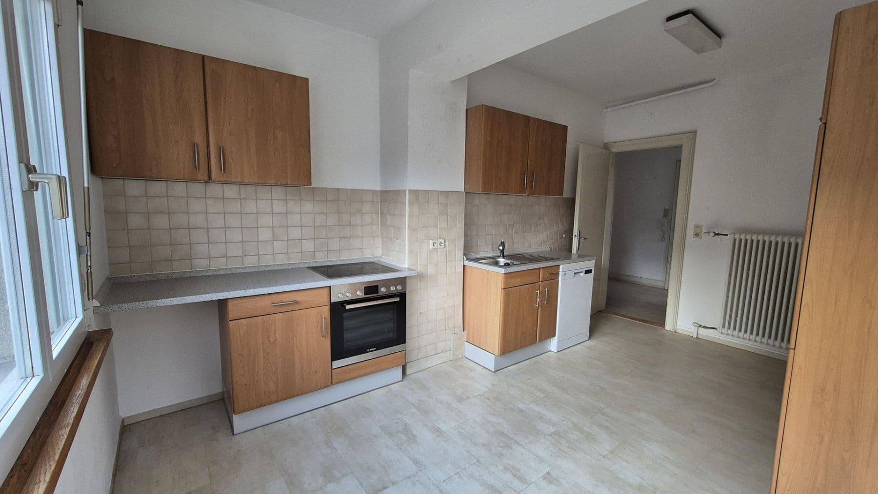Prenájom bytu 3-izbový 113 m², Bad Säckingen, Bádensko-Wurttembersko Prenájom bytu 3-izbový 113 m², Bad Säckingen, Bádensko-Wurttembersko