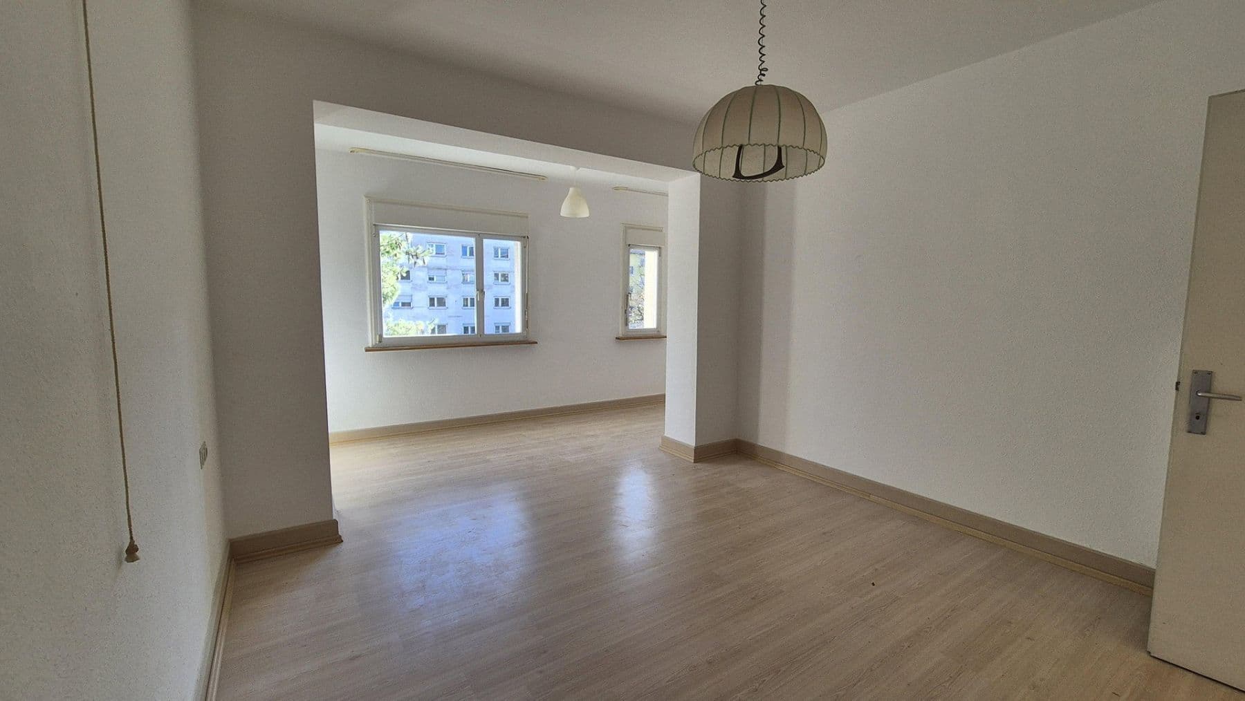 Prenájom bytu 3-izbový 113 m², Bad Säckingen, Bádensko-Wurttembersko Prenájom bytu 3-izbový 113 m², Bad Säckingen, Bádensko-Wurttembersko