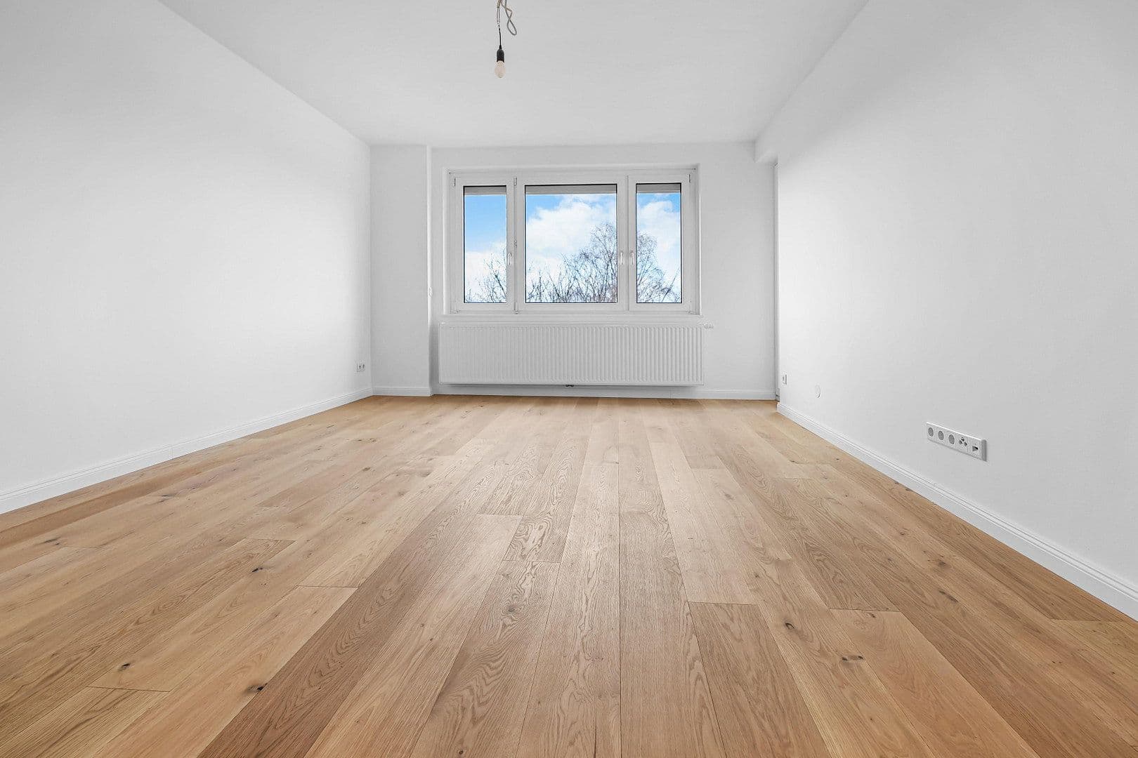 Prenájom bytu 2-izbový 62 m², Bremen, Brémy Prenájom bytu 2-izbový 62 m², Bremen, Brémy