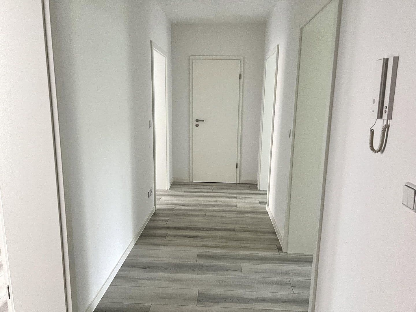Prenájom bytu 3-izbový 71 m², Tschirchstraße 7, Gera, Durínsko Prenájom bytu 3-izbový 71 m², Tschirchstraße 7, Gera, Durínsko