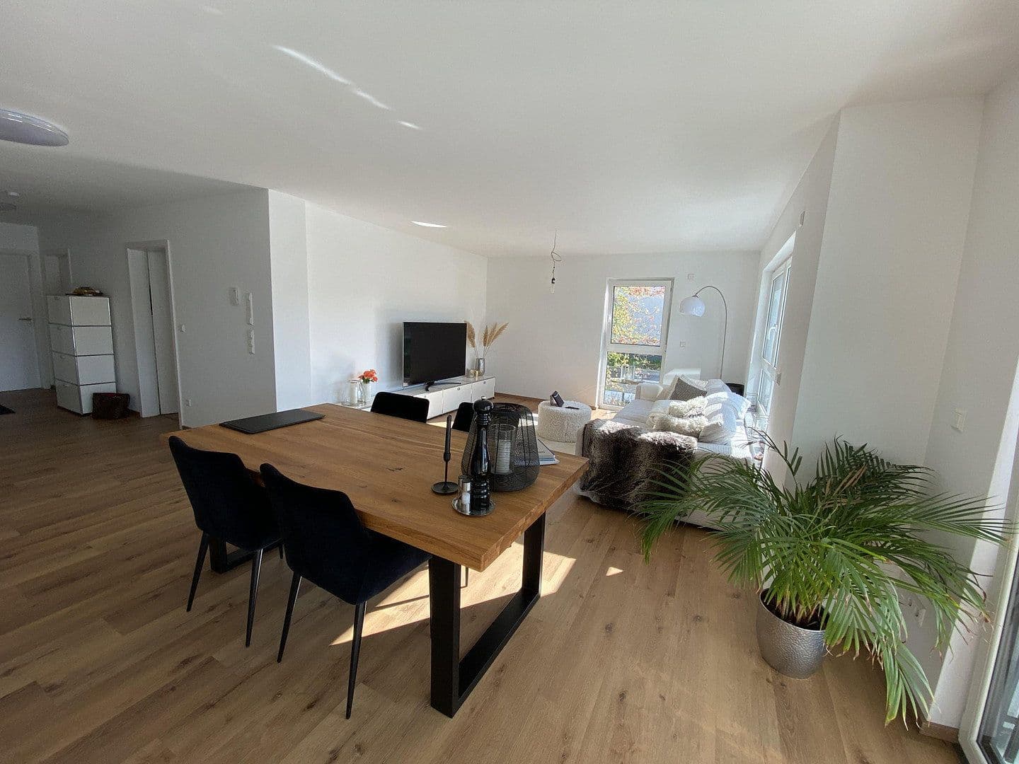 Prenájom bytu 3-izbový 84 m², Mozartstr., Aalen, Bádensko-Wurttembersko Prenájom bytu 3-izbový 84 m², Mozartstr., Aalen, Bádensko-Wurttembersko