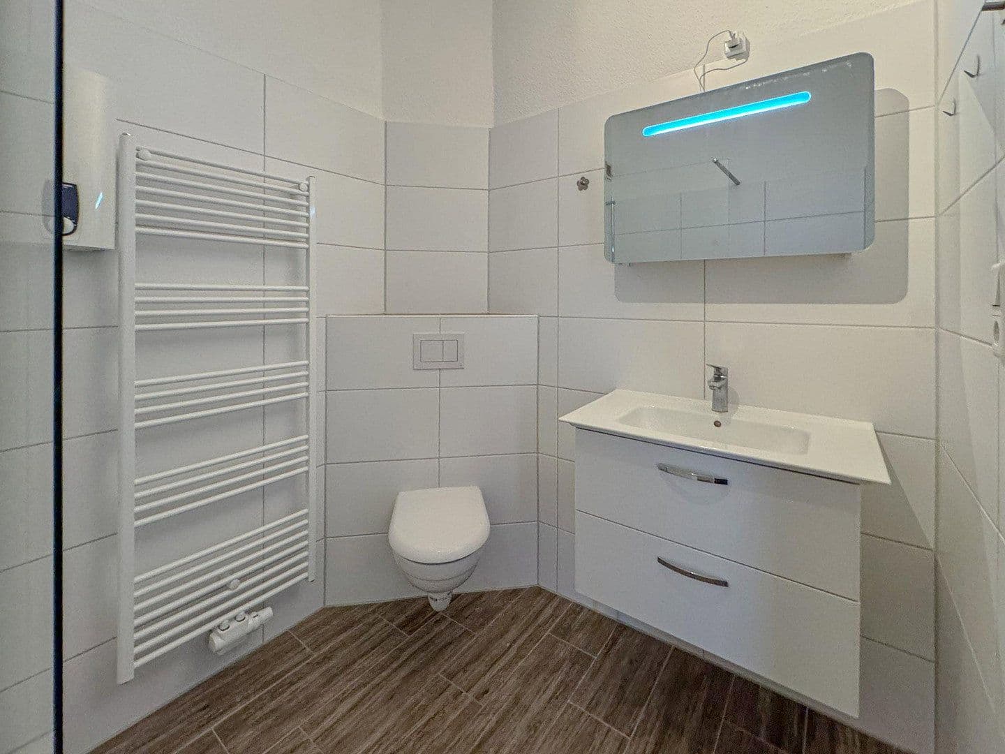 Prenájom bytu 3-izbový 71 m², Würzburger Straße 96, Bremen, Brémy Prenájom bytu 3-izbový 71 m², Würzburger Straße 96, Bremen, Brémy