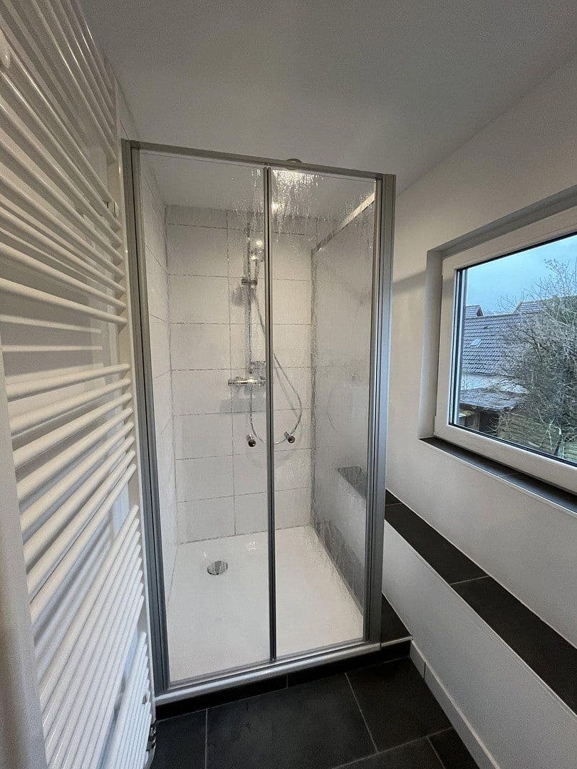 Predaj domu 392 m², pozemek 539 m², Neuenrade, Severné Porýnie - Westfálsko Predaj domu 392 m², pozemek 539 m², Neuenrade, Severné Porýnie - Westfálsko