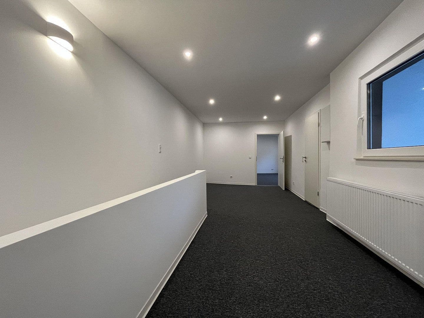 Predaj domu 392 m², pozemek 539 m², Neuenrade, Severné Porýnie - Westfálsko Predaj domu 392 m², pozemek 539 m², Neuenrade, Severné Porýnie - Westfálsko