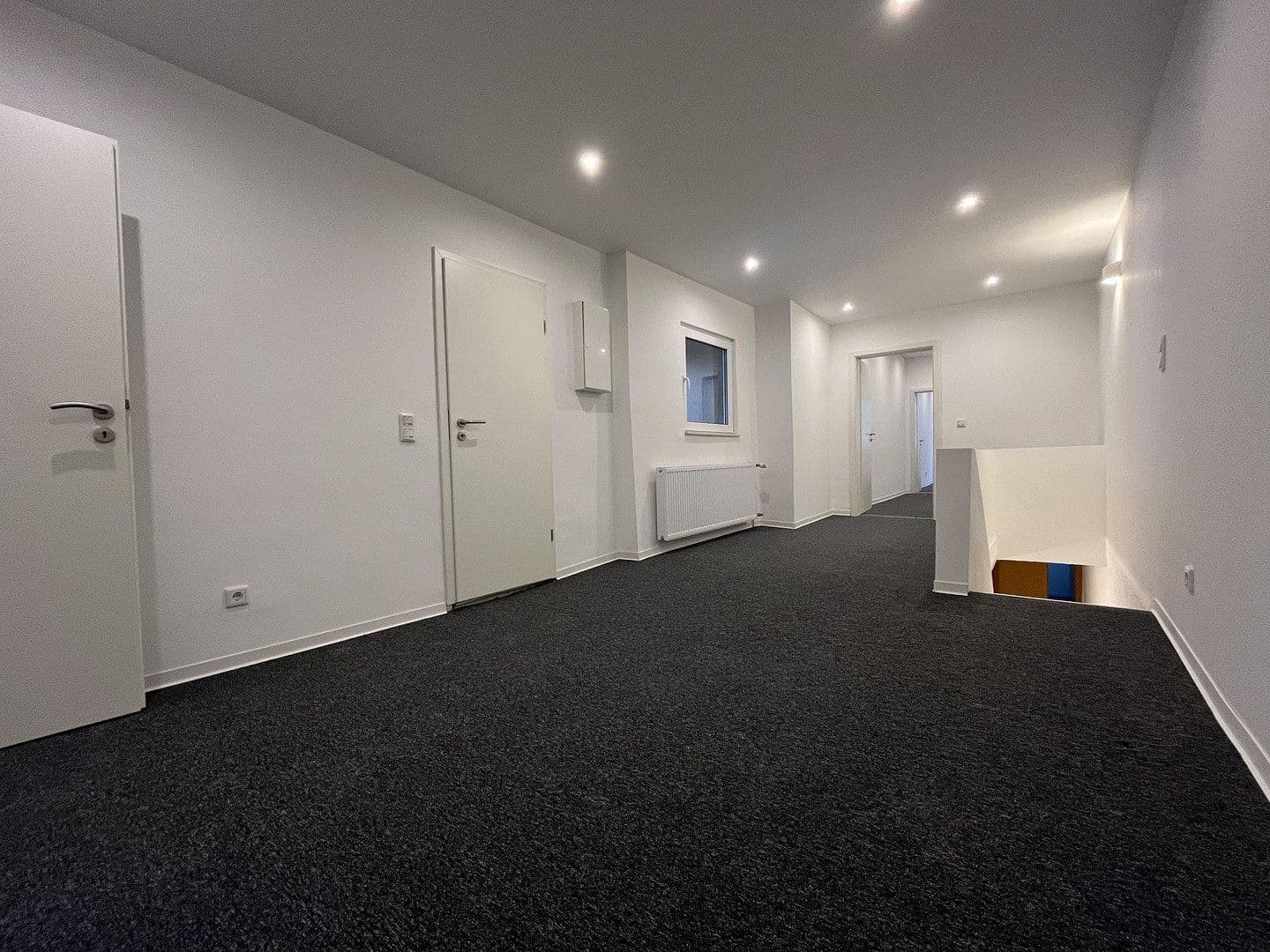 Predaj domu 392 m², pozemek 539 m², Neuenrade, Severné Porýnie - Westfálsko Predaj domu 392 m², pozemek 539 m², Neuenrade, Severné Porýnie - Westfálsko
