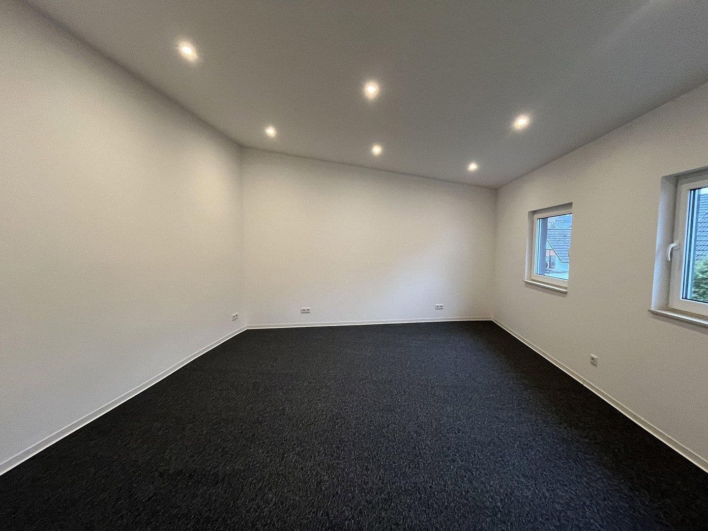 Predaj domu 392 m², pozemek 539 m², Neuenrade, Severné Porýnie - Westfálsko Predaj domu 392 m², pozemek 539 m², Neuenrade, Severné Porýnie - Westfálsko