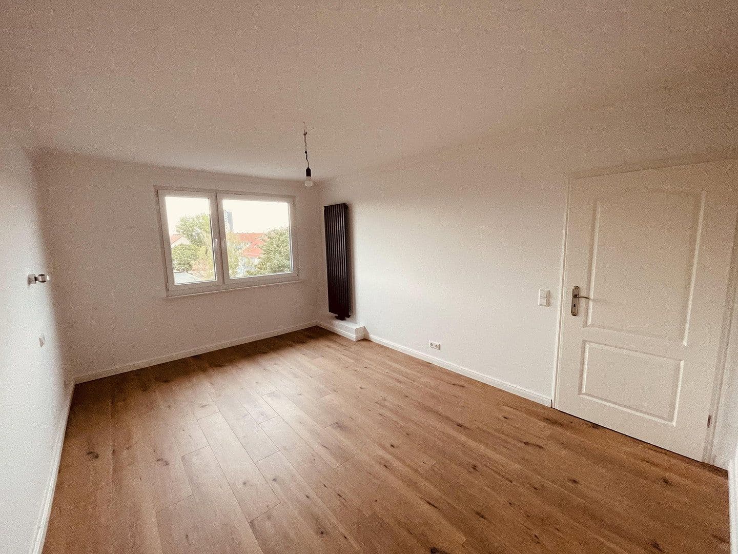 Predaj bytu 3-izbový 68 m², Hannover, Dolné Sasko Predaj bytu 3-izbový 68 m², Hannover, Dolné Sasko
