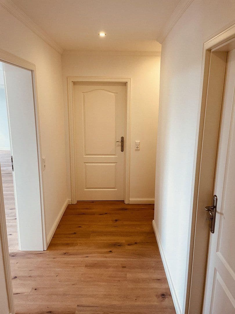 Predaj bytu 3-izbový 68 m², Hannover, Dolné Sasko Predaj bytu 3-izbový 68 m², Hannover, Dolné Sasko