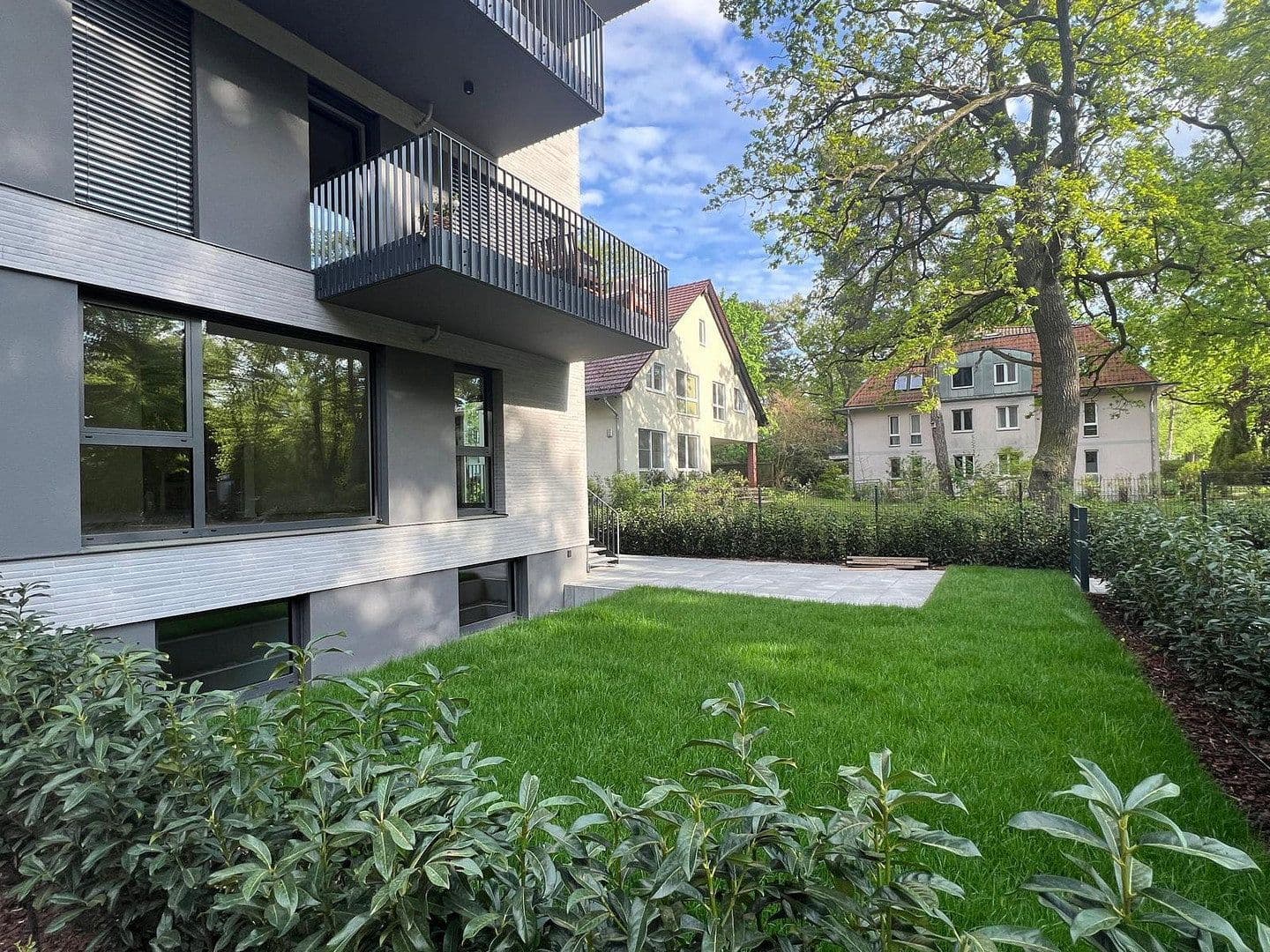Prenájom bytu 3-izbový 127 m², Ostendorfstraße 37, Berlin, Berlín Prenájom bytu 3-izbový 127 m², Ostendorfstraße 37, Berlin, Berlín