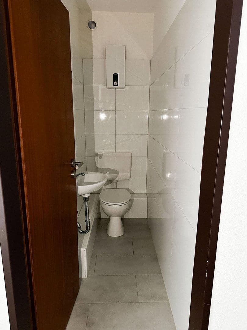 Prenájom bytu 2-izbový 70 m², Balkenstraße 13, Dortmund, Severné Porýnie - Westfálsko Prenájom bytu 2-izbový 70 m², Balkenstraße 13, Dortmund, Severné Porýnie - Westfálsko