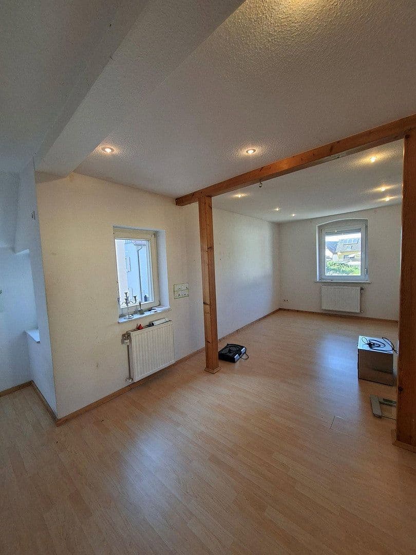 Predaj domu 198 m², pozemek 167 m², Herbolzheim, Bádensko-Wurttembersko Predaj domu 198 m², pozemek 167 m², Herbolzheim, Bádensko-Wurttembersko