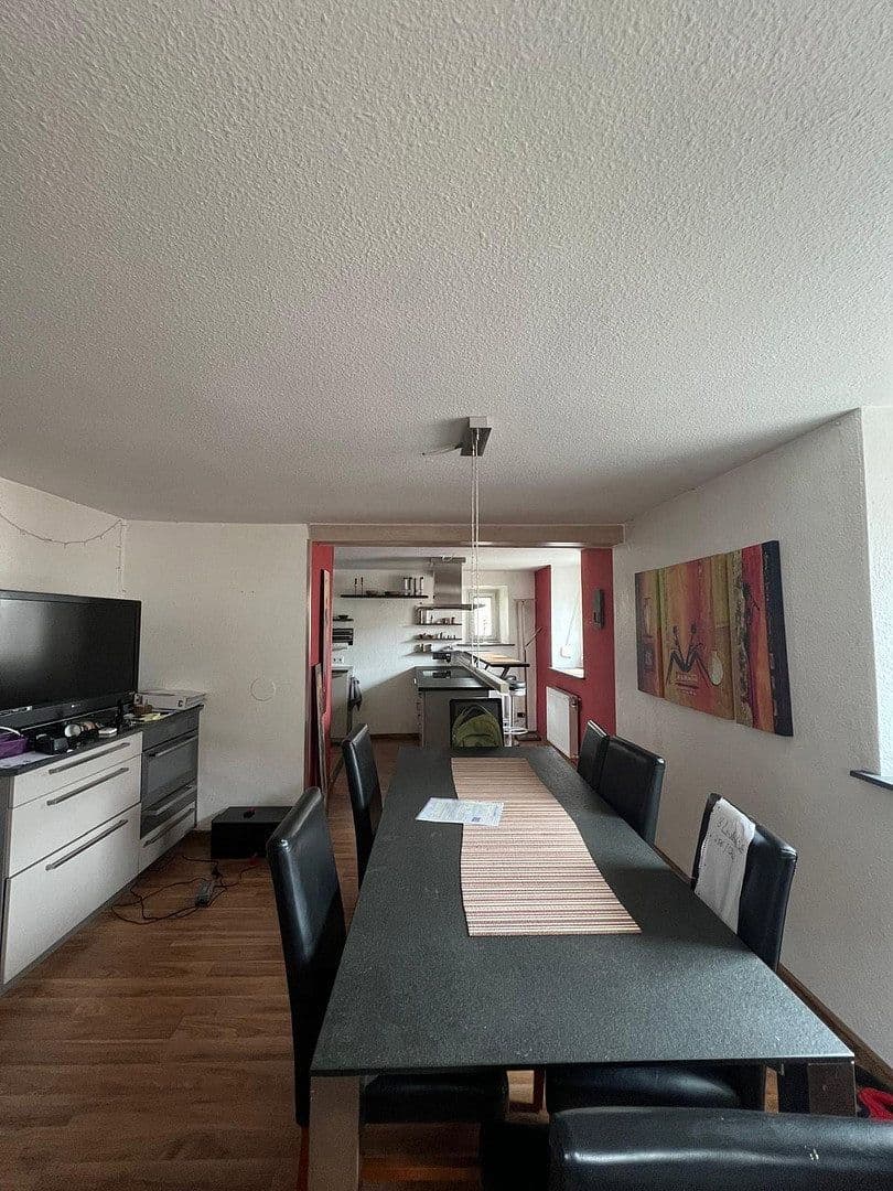 Predaj domu 198 m², pozemek 167 m², Herbolzheim, Bádensko-Wurttembersko Predaj domu 198 m², pozemek 167 m², Herbolzheim, Bádensko-Wurttembersko