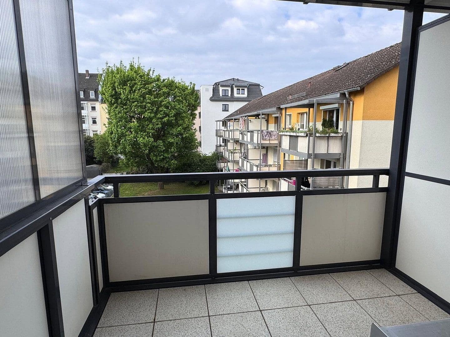 Predaj bytu 2-izbový 50 m², Frankfurt am Main, Hesensko Predaj bytu 2-izbový 50 m², Frankfurt am Main, Hesensko