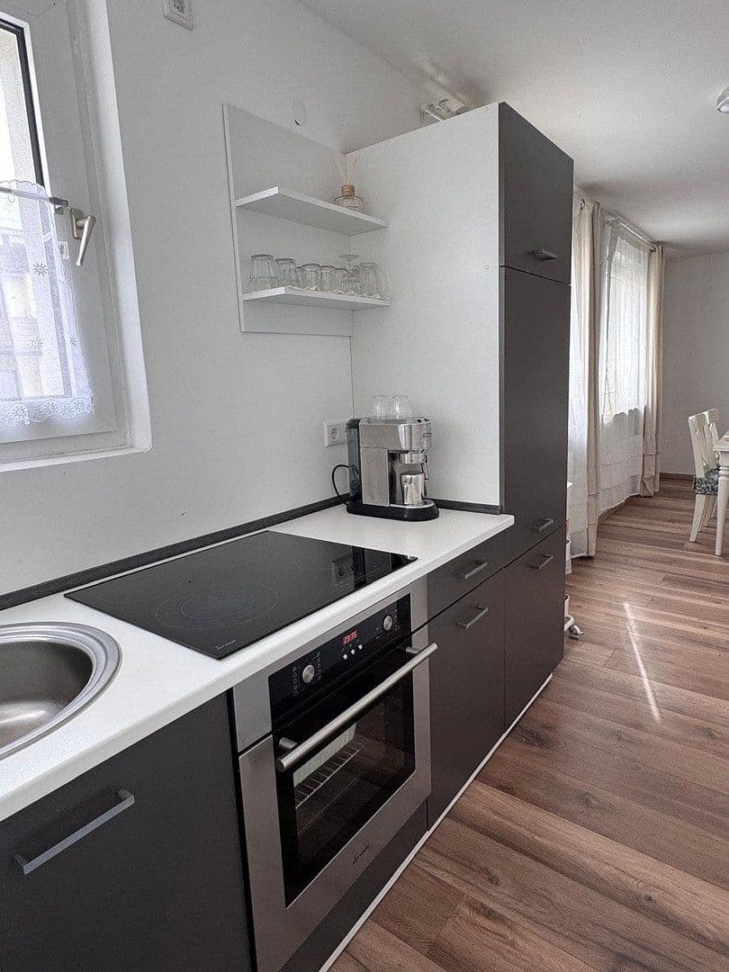 Predaj bytu 2-izbový 50 m², Frankfurt am Main, Hesensko Predaj bytu 2-izbový 50 m², Frankfurt am Main, Hesensko