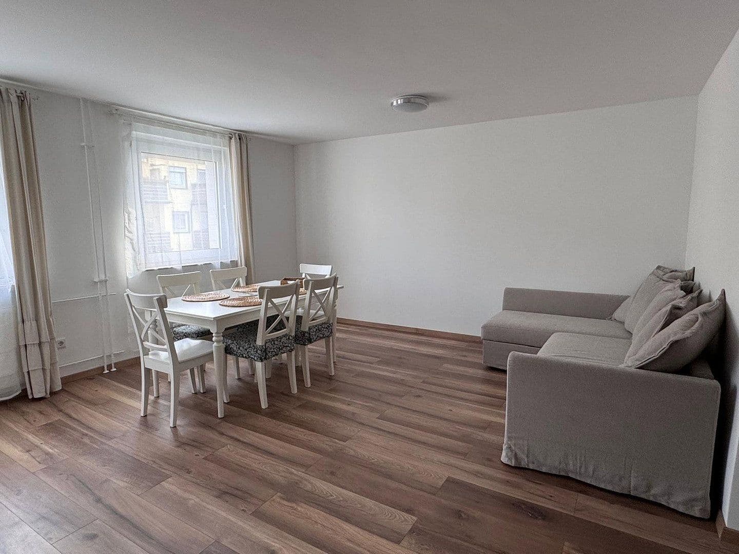 Predaj bytu 2-izbový 50 m², Frankfurt am Main, Hesensko Predaj bytu 2-izbový 50 m², Frankfurt am Main, Hesensko