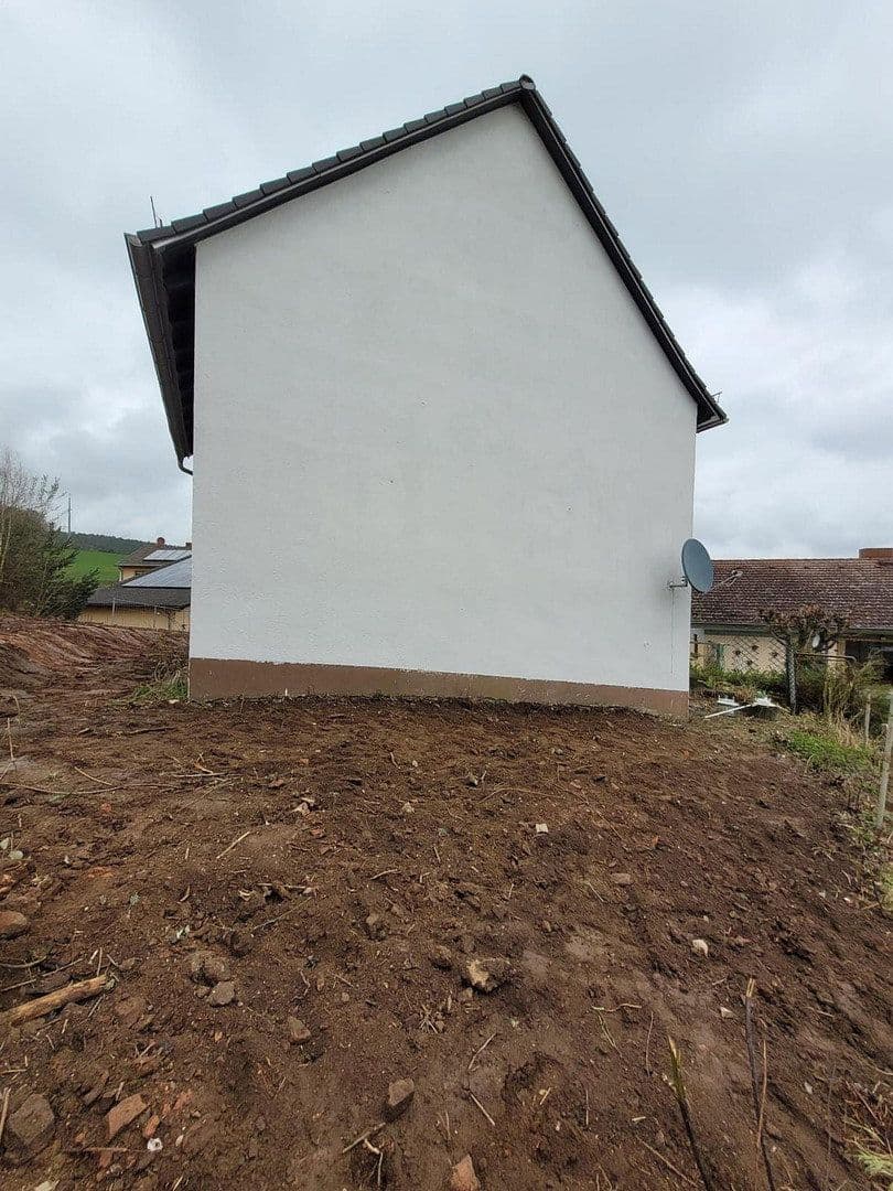 Predaj domu 115 m², pozemek 1.000 m², Lützelbach, Hesensko Predaj domu 115 m², pozemek 1.000 m², Lützelbach, Hesensko