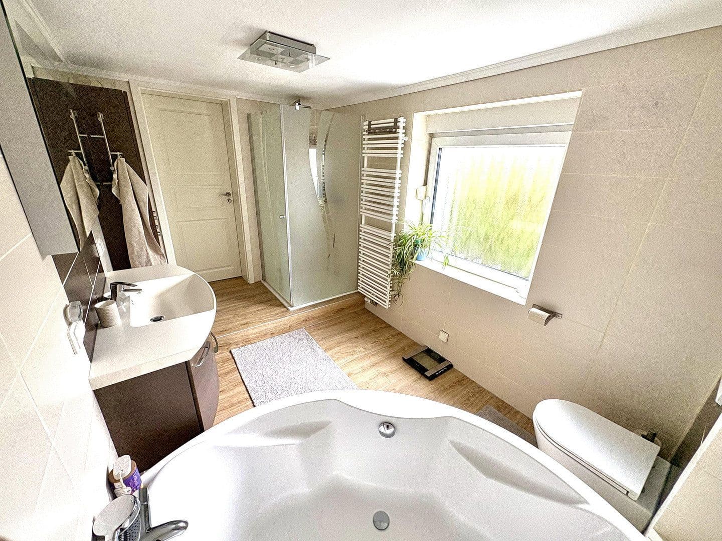 Predaj domu 185 m², pozemek 845 m², Celle, Dolné Sasko Predaj domu 185 m², pozemek 845 m², Celle, Dolné Sasko