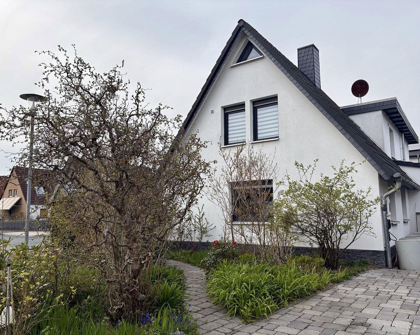 Predaj domu 185 m², pozemek 845 m², Celle, Dolné Sasko Predaj domu 185 m², pozemek 845 m², Celle, Dolné Sasko