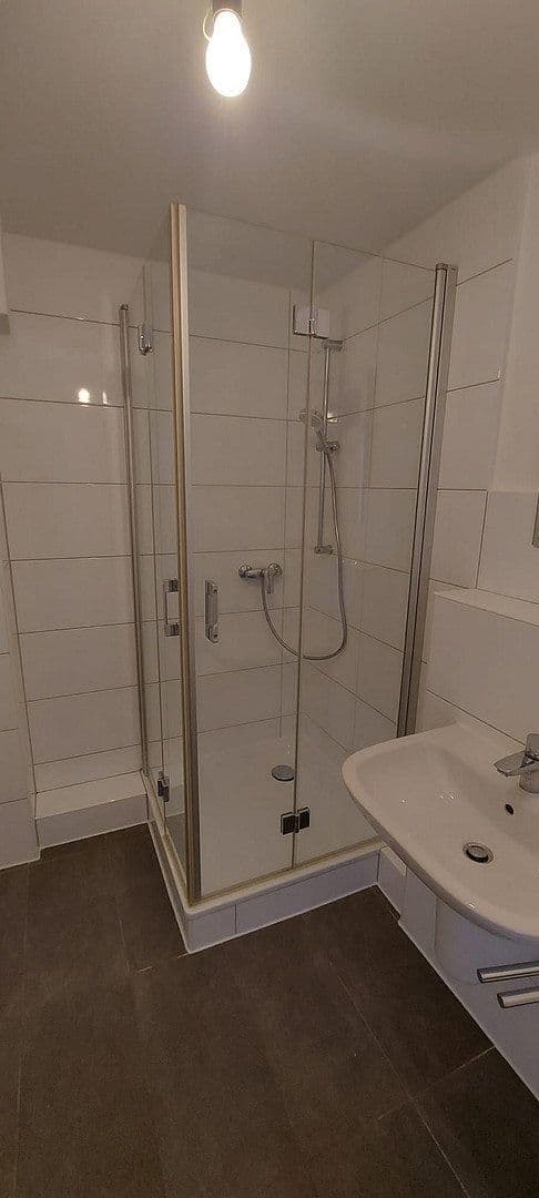 Prenájom bytu 3-izbový 77 m², Hasencleverstr. 18, Solingen, Severné Porýnie - Westfálsko Prenájom bytu 3-izbový 77 m², Hasencleverstr. 18, Solingen, Severné Porýnie - Westfálsko
