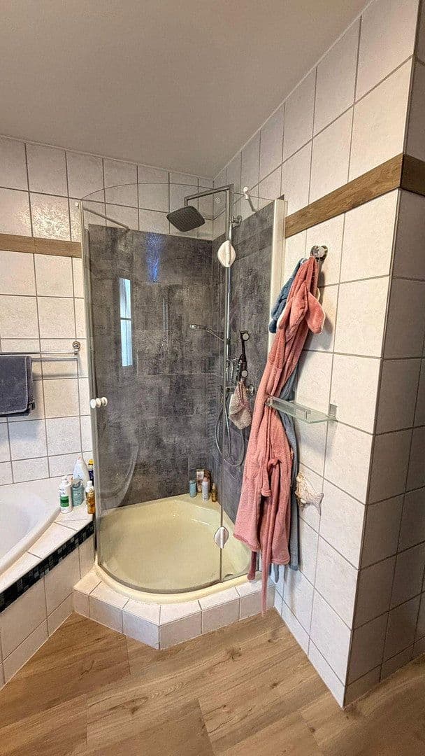 Predaj bytu 4-izbový 105 m², Burglengenfeld, Bavorsko Predaj bytu 4-izbový 105 m², Burglengenfeld, Bavorsko
