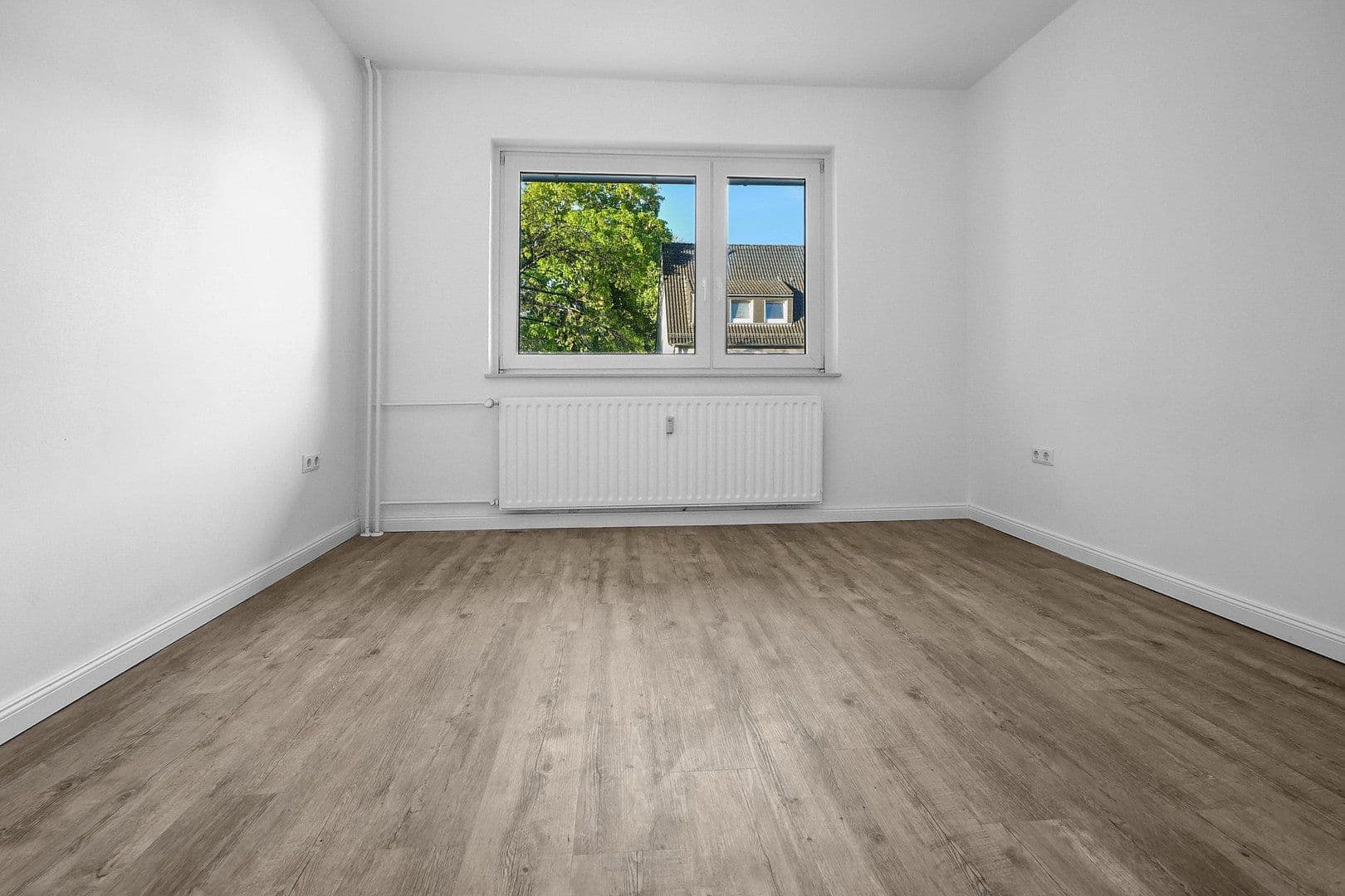 Prenájom bytu 3-izbový 59 m², Bremen, Brémy Prenájom bytu 3-izbový 59 m², Bremen, Brémy