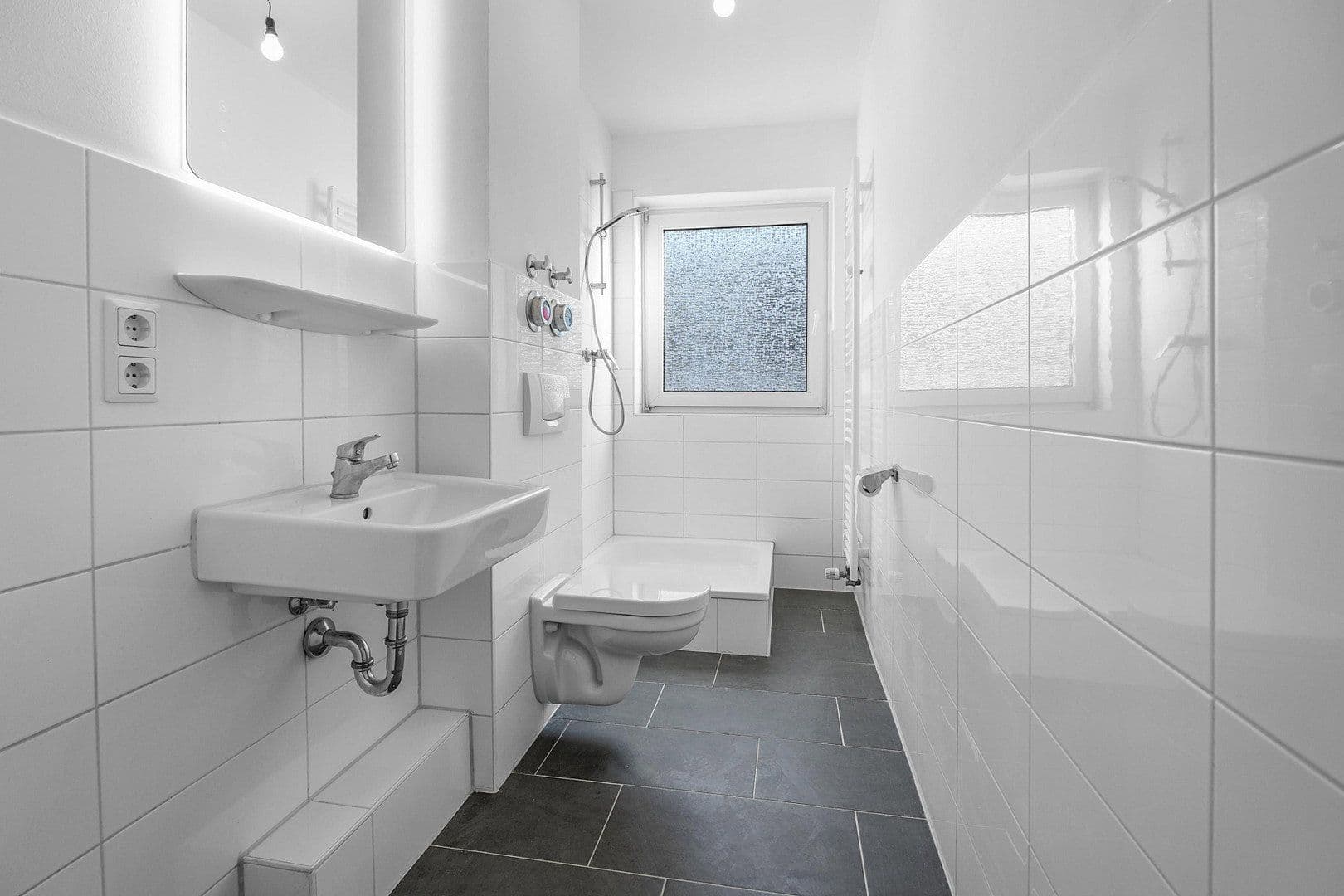 Prenájom bytu 3-izbový 59 m², Bremen, Brémy Prenájom bytu 3-izbový 59 m², Bremen, Brémy