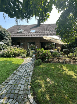 Predaj domu 255 m², pozemek 6.196 m², Viersen, Severné Porýnie - Westfálsko Predaj domu 255 m², pozemek 6.196 m², Viersen, Severné Porýnie - Westfálsko