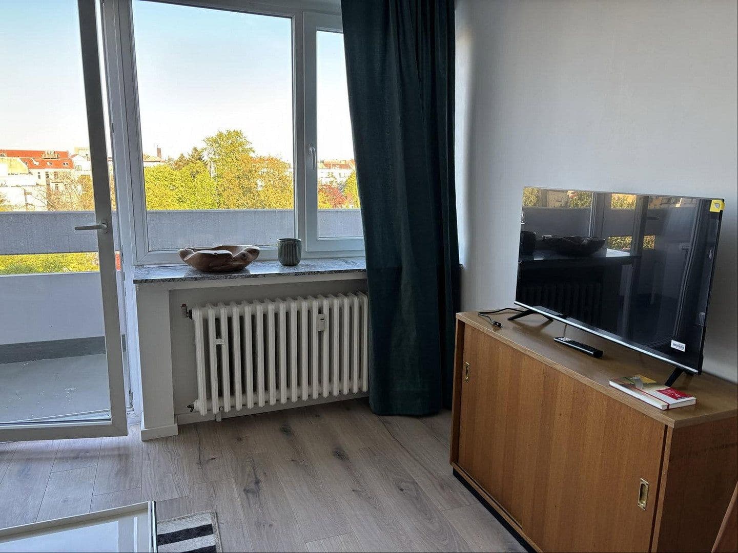 Prenájom bytu 2-izbový 48 m², Berlin, Berlín Prenájom bytu 2-izbový 48 m², Berlin, Berlín