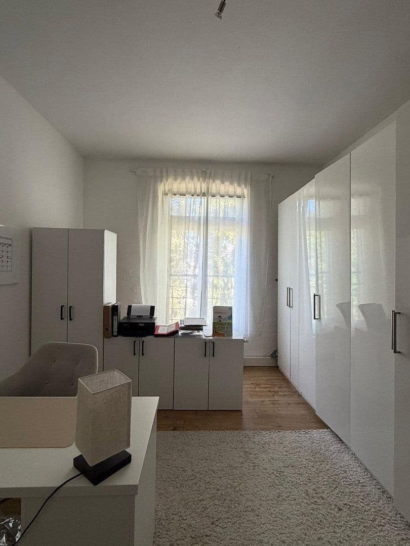 Prenájom domu 150 m², pozemek 250 m², Bahnstraße 34, Mönchengladbach, Severné Porýnie - Westfálsko Prenájom domu 150 m², pozemek 250 m², Bahnstraße 34, Mönchengladbach, Severné Porýnie - Westfálsko