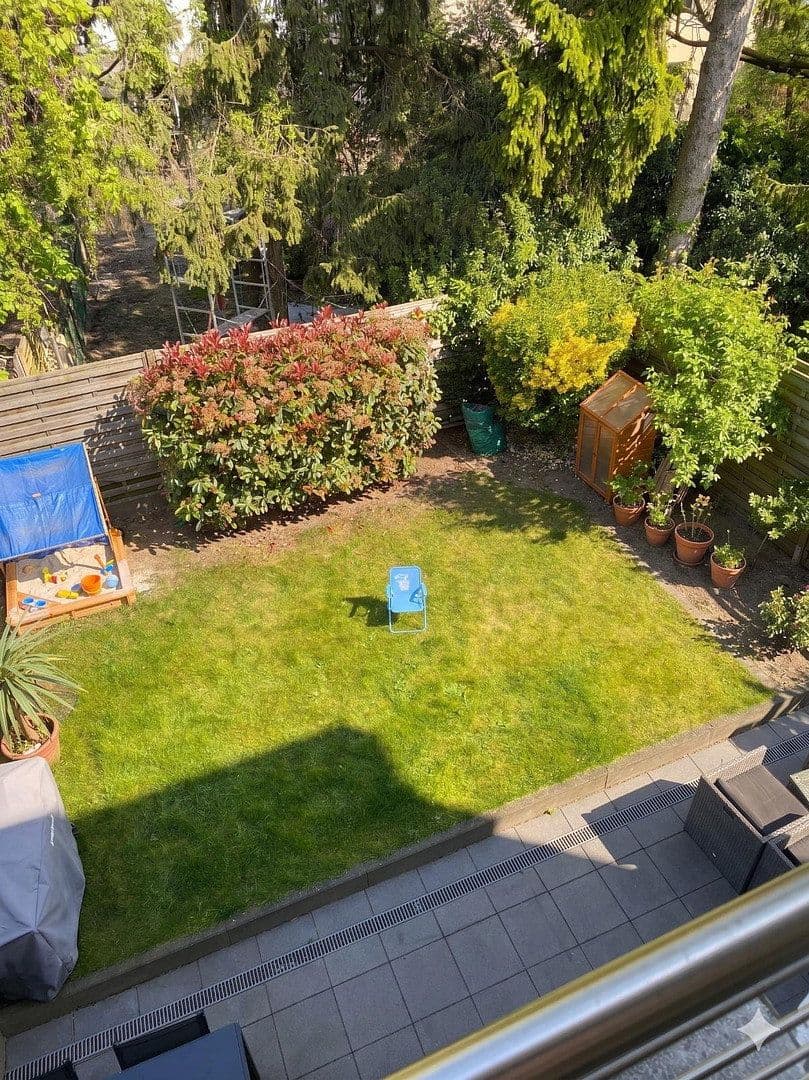 Prenájom domu 150 m², pozemek 250 m², Bahnstraße 34, Mönchengladbach, Severné Porýnie - Westfálsko Prenájom domu 150 m², pozemek 250 m², Bahnstraße 34, Mönchengladbach, Severné Porýnie - Westfálsko