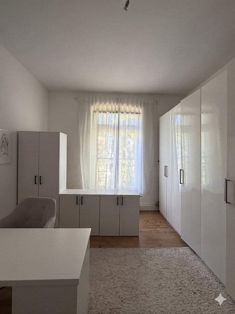 Prenájom domu 150 m², pozemek 250 m², Bahnstraße 34, Mönchengladbach, Severné Porýnie - Westfálsko Prenájom domu 150 m², pozemek 250 m², Bahnstraße 34, Mönchengladbach, Severné Porýnie - Westfálsko