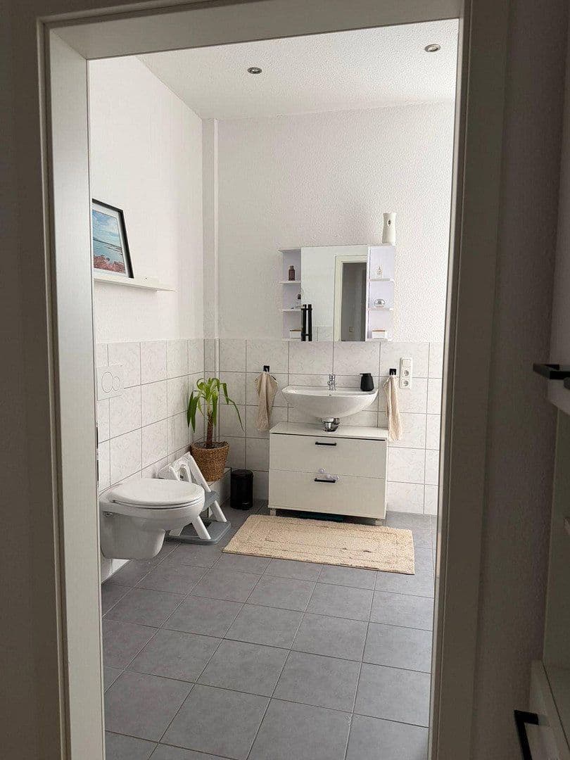 Prenájom domu 150 m², pozemek 250 m², Bahnstraße 34, Mönchengladbach, Severné Porýnie - Westfálsko Prenájom domu 150 m², pozemek 250 m², Bahnstraße 34, Mönchengladbach, Severné Porýnie - Westfálsko