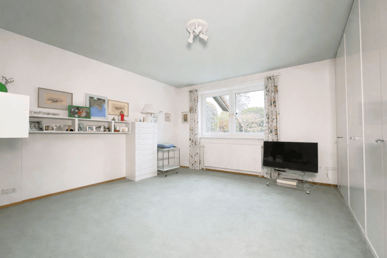 Predaj domu 222 m², pozemek 414 m², Starnberg, Bavorsko Predaj domu 222 m², pozemek 414 m², Starnberg, Bavorsko