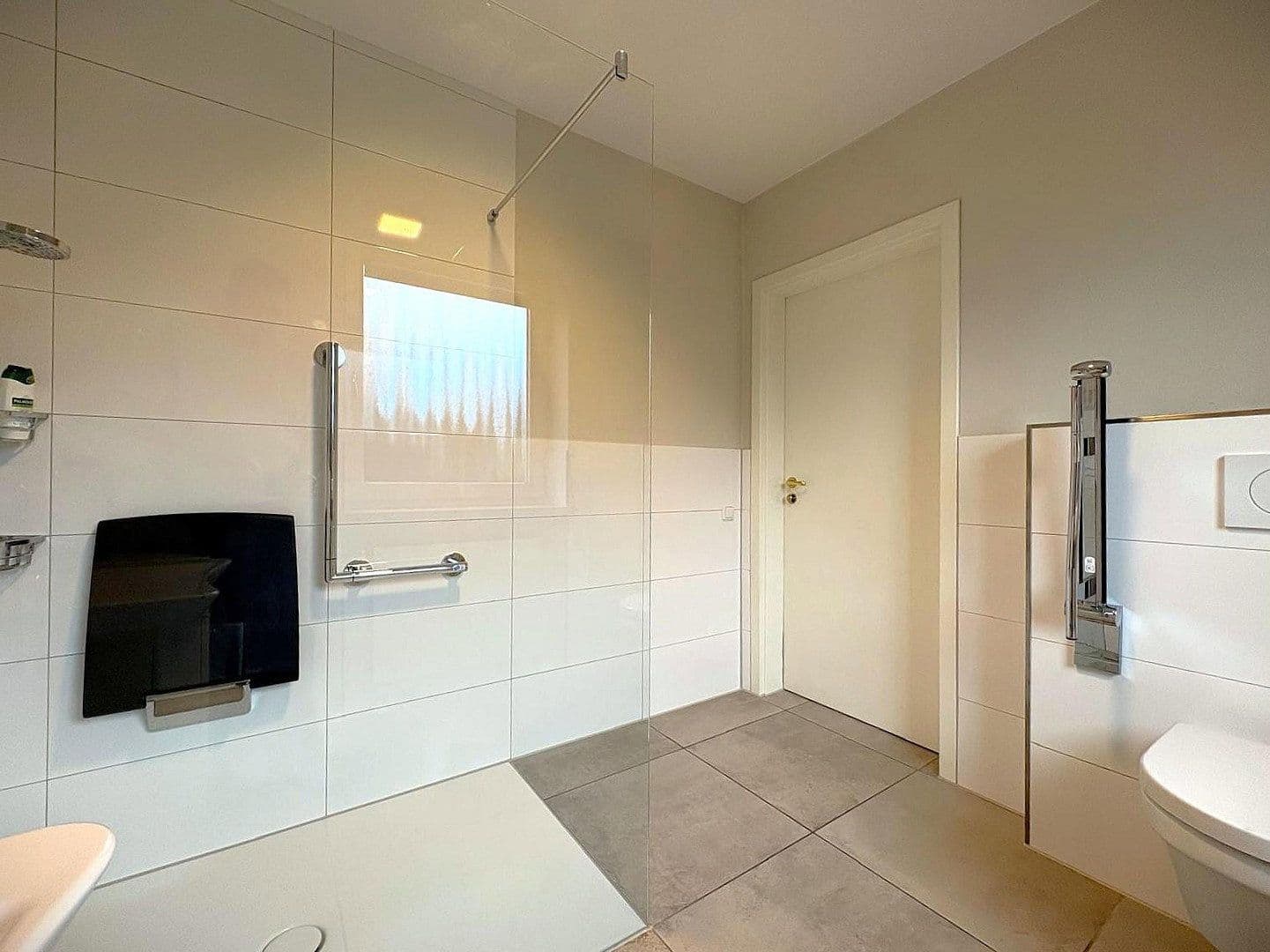 Predaj domu 222 m², pozemek 414 m², Starnberg, Bavorsko Predaj domu 222 m², pozemek 414 m², Starnberg, Bavorsko