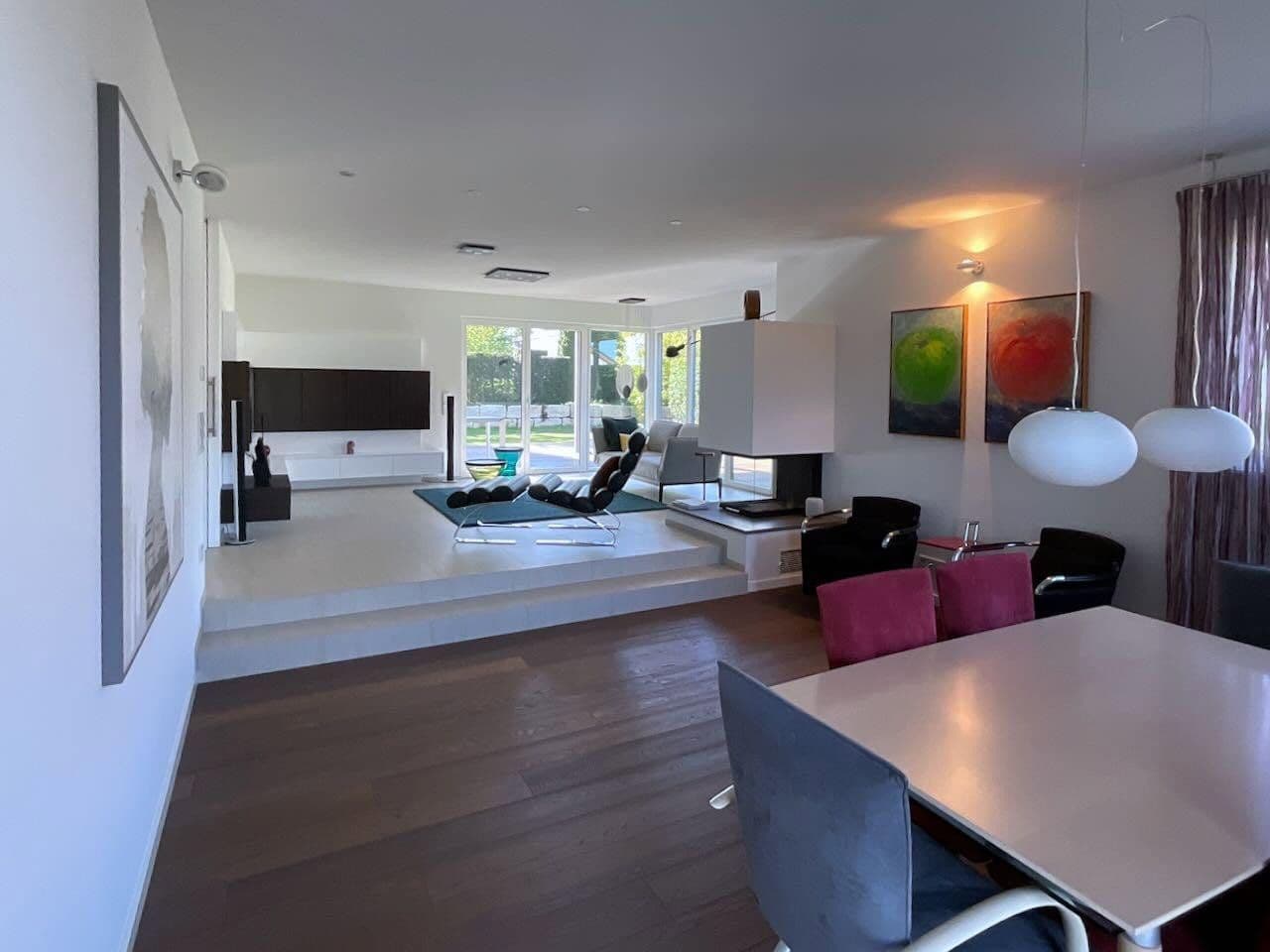 Predaj domu 275 m², pozemek 1.139 m², Weilheim an der Teck, Bádensko-Wurttembersko Predaj domu 275 m², pozemek 1.139 m², Weilheim an der Teck, Bádensko-Wurttembersko