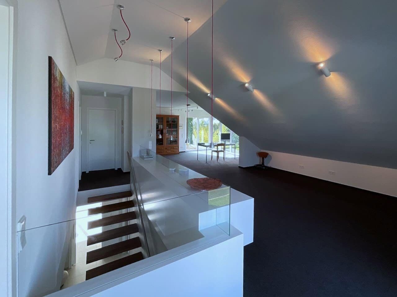 Predaj domu 275 m², pozemek 1.139 m², Weilheim an der Teck, Bádensko-Wurttembersko Predaj domu 275 m², pozemek 1.139 m², Weilheim an der Teck, Bádensko-Wurttembersko