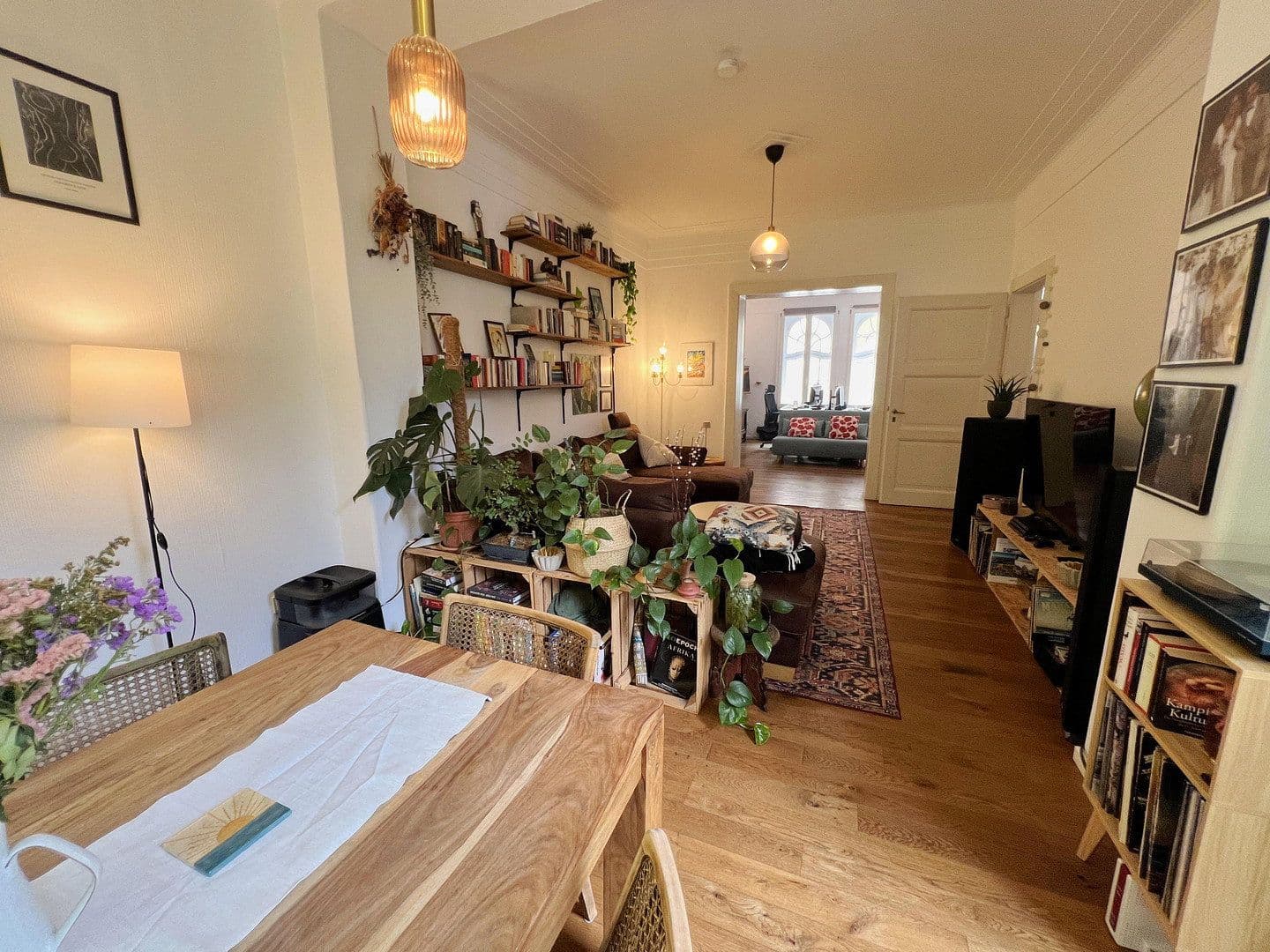 Prenájom bytu 3-izbový 110 m², Südstr. 13, Siegburg, Severné Porýnie - Westfálsko Prenájom bytu 3-izbový 110 m², Südstr. 13, Siegburg, Severné Porýnie - Westfálsko