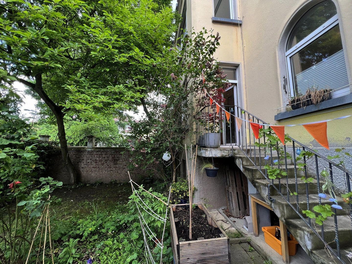 Prenájom bytu 3-izbový 110 m², Südstr. 13, Siegburg, Severné Porýnie - Westfálsko Prenájom bytu 3-izbový 110 m², Südstr. 13, Siegburg, Severné Porýnie - Westfálsko