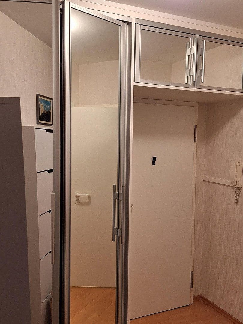 Prenájom bytu 2-izbový 49 m², Mitte Berlin, Berlín Prenájom bytu 2-izbový 49 m², Mitte Berlin, Berlín