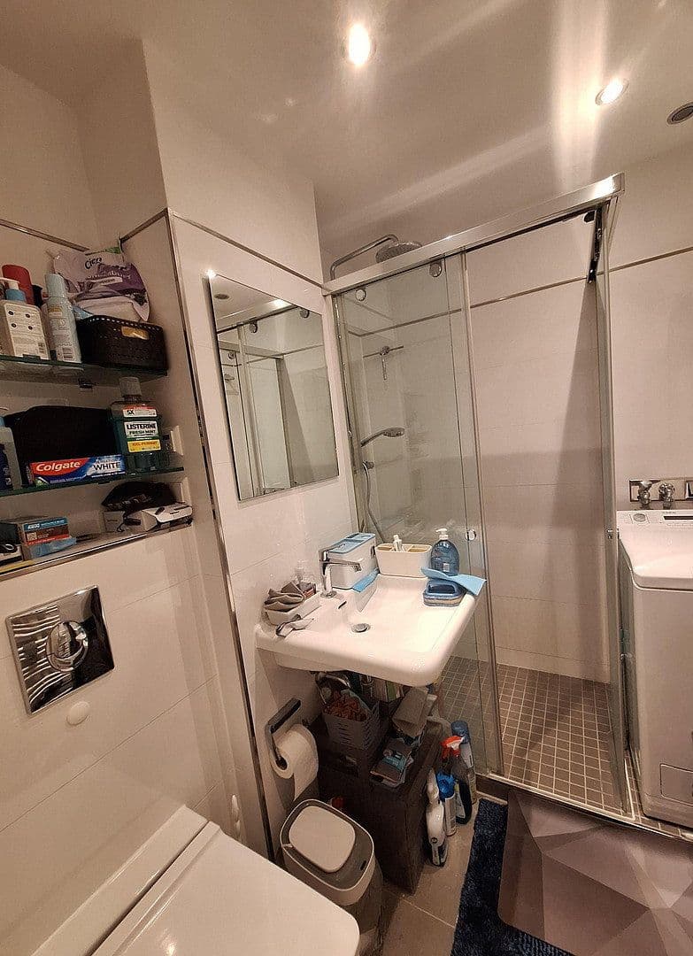 Prenájom bytu 2-izbový 49 m², Mitte Berlin, Berlín Prenájom bytu 2-izbový 49 m², Mitte Berlin, Berlín