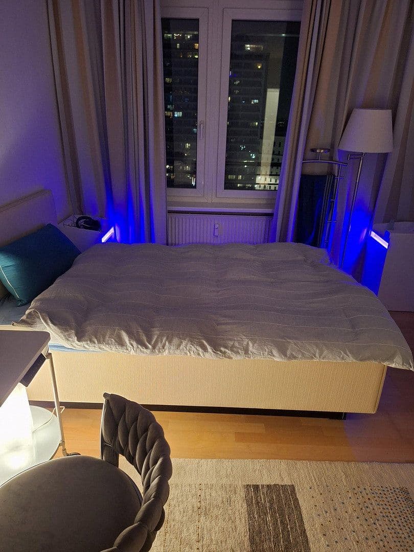 Prenájom bytu 2-izbový 49 m², Mitte Berlin, Berlín Prenájom bytu 2-izbový 49 m², Mitte Berlin, Berlín