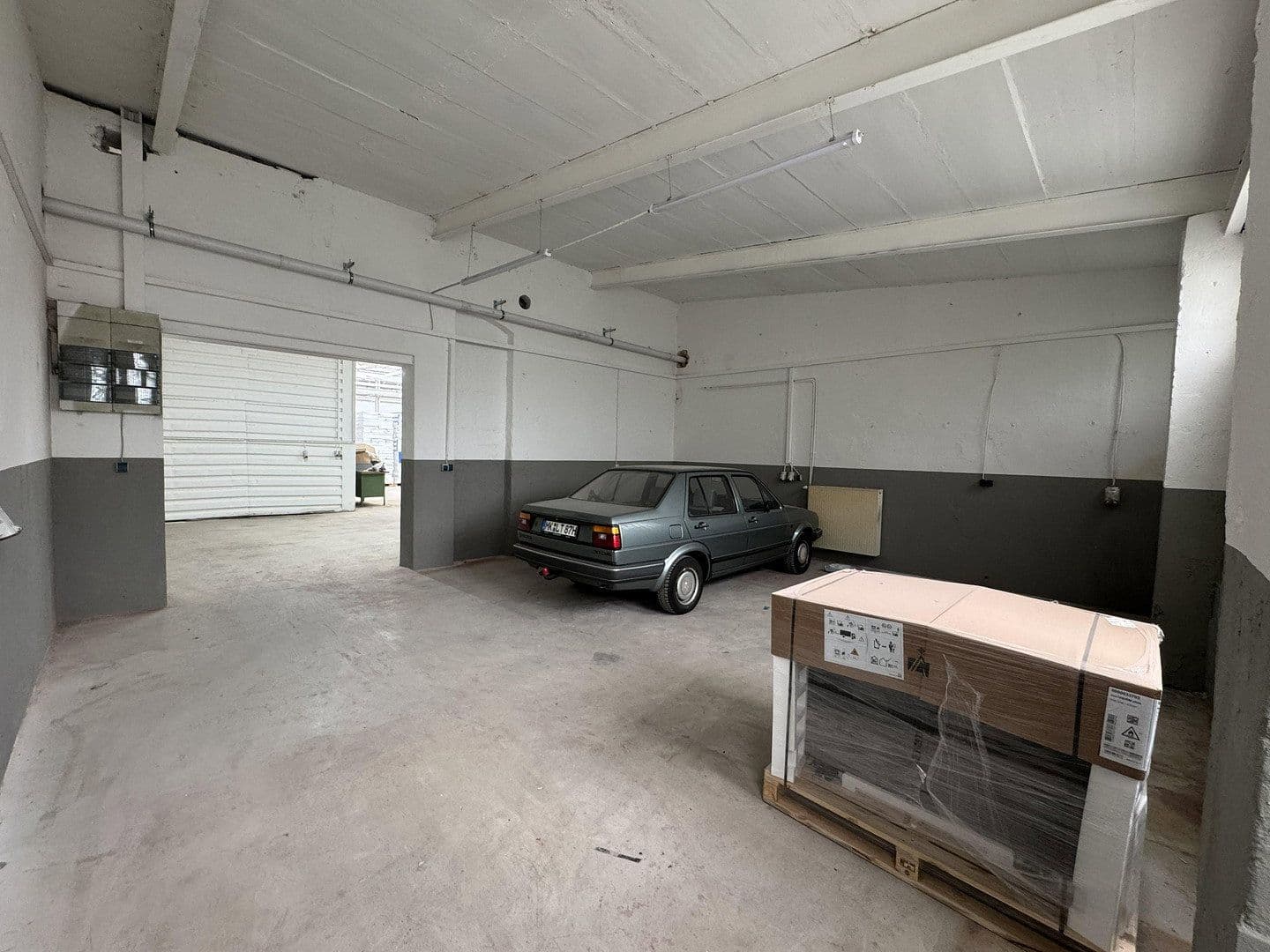 Prenájom nebytového priestoru 403 m², Rahmedestraße 353, Lüdenscheid, Severné Porýnie - Westfálsko Prenájom nebytového priestoru 403 m², Rahmedestraße 353, Lüdenscheid, Severné Porýnie - Westfálsko