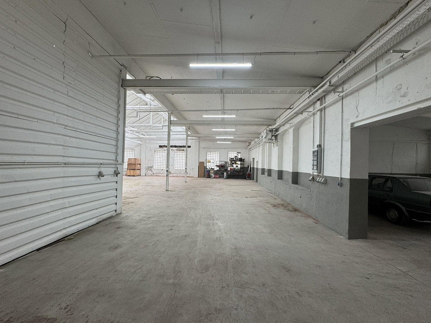 Prenájom nebytového priestoru 403 m², Rahmedestraße 353, Lüdenscheid, Severné Porýnie - Westfálsko Prenájom nebytového priestoru 403 m², Rahmedestraße 353, Lüdenscheid, Severné Porýnie - Westfálsko