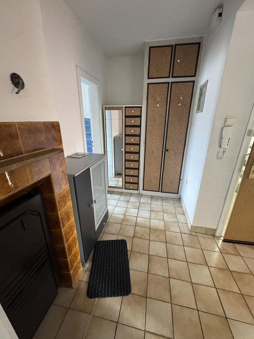 Prenájom bytu 3-izbový 55 m², Erich-Klausener-Straße 80, -Stockum, Düsseldorf, Severné Porýnie - Westfálsko Prenájom bytu 3-izbový 55 m², Erich-Klausener-Straße 80, -Stockum, Düsseldorf, Severné Porýnie - Westfálsko